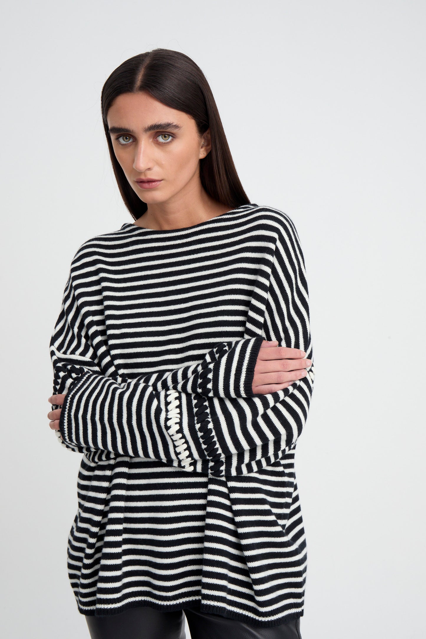 Pampa Cashmere sweater Black and White